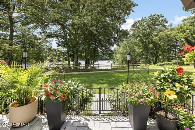 38 Berkshire Court Red Bank, NJ 07701
