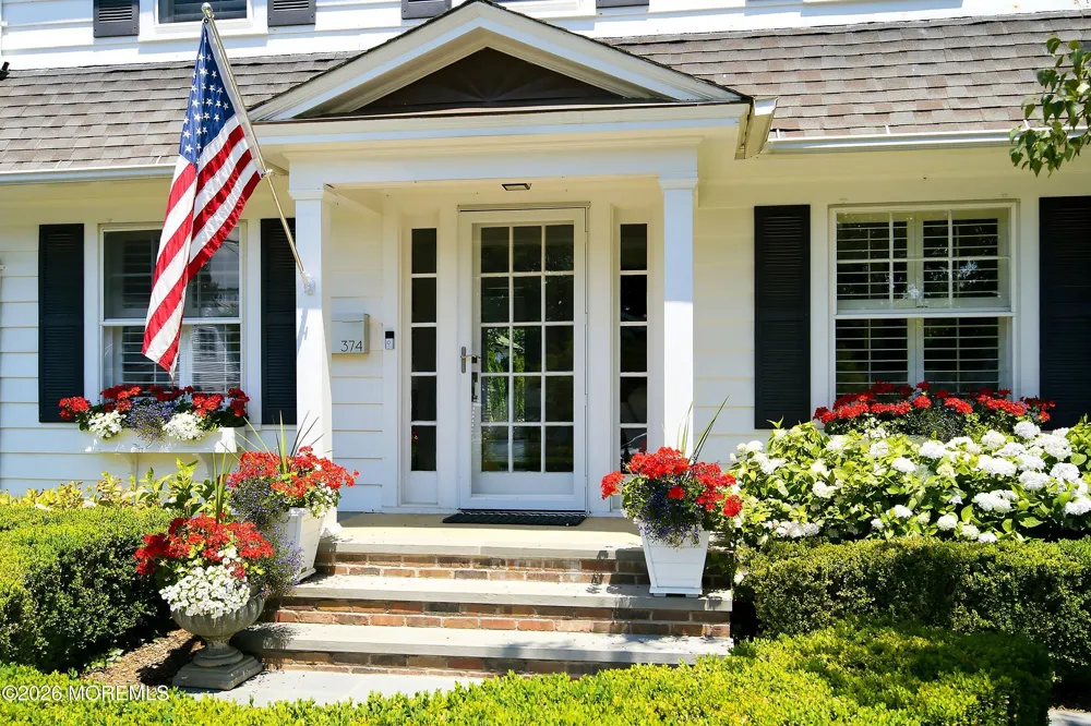 374 Conover Place Red Bank, NJ 07701