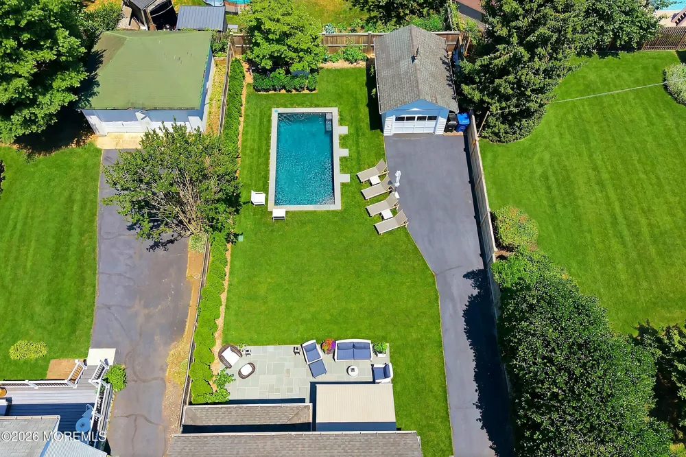 374 Conover Place Red Bank, NJ 07701
