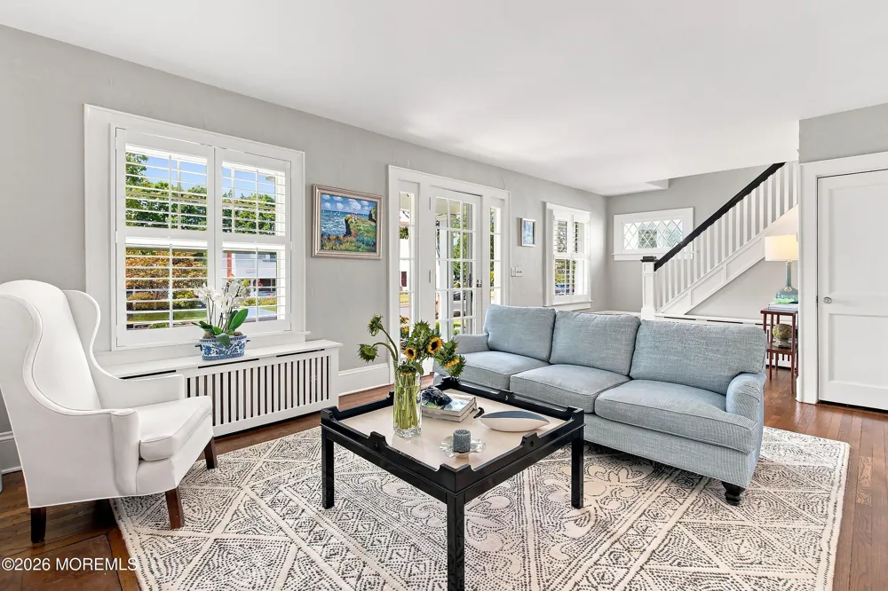 374 Conover Place Red Bank, NJ 07701
