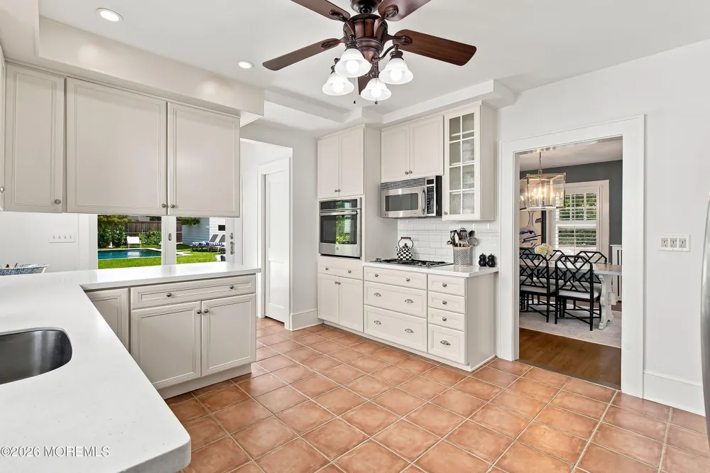 374 Conover Place Red Bank, NJ 07701