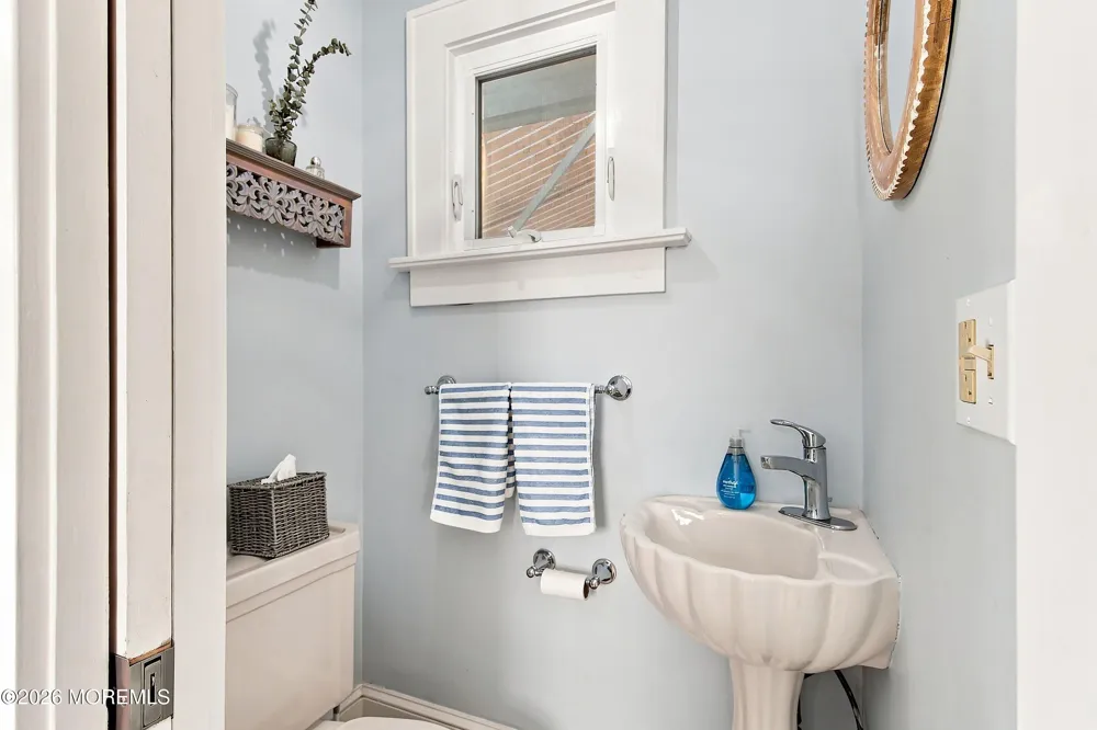374 Conover Place Red Bank, NJ 07701