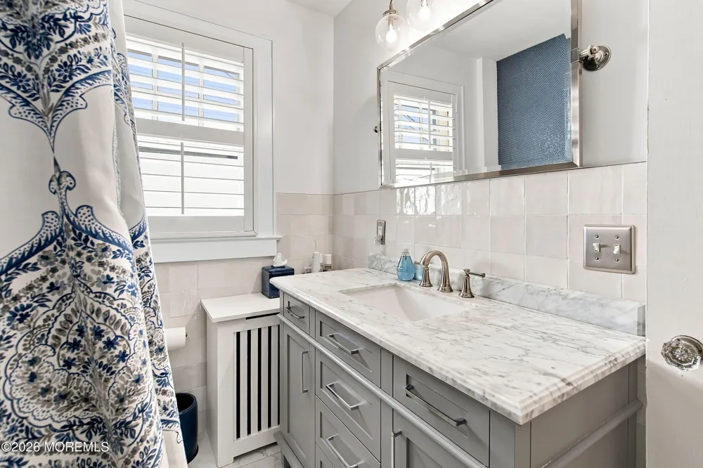 374 Conover Place Red Bank, NJ 07701
