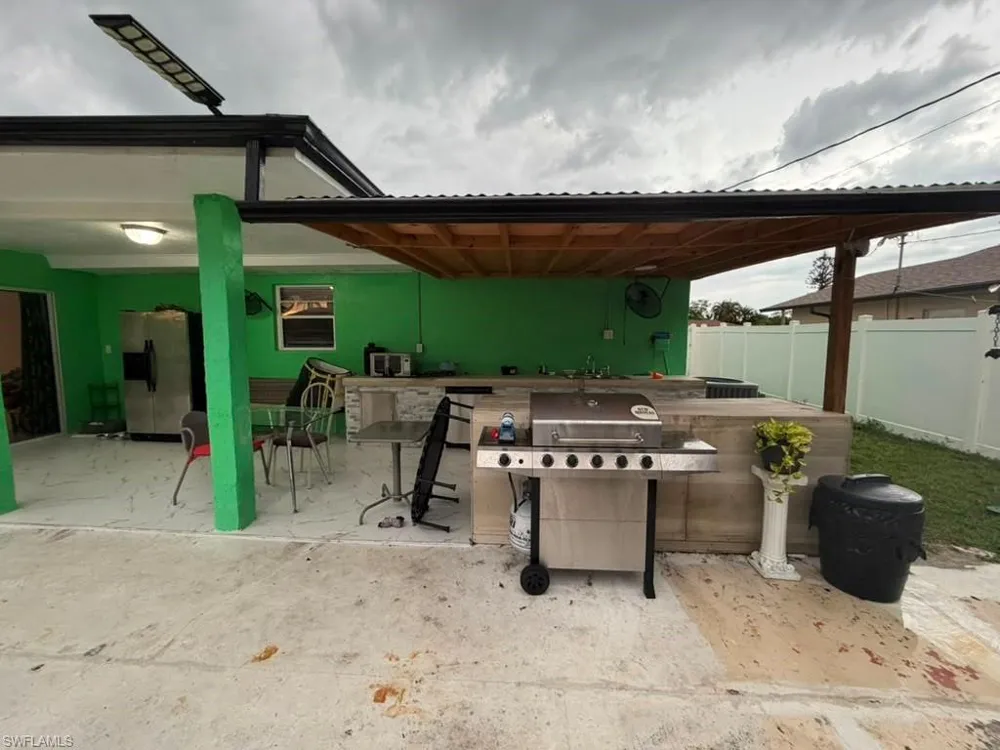 40 NE 10th Avenue Cape Coral, FL 33909