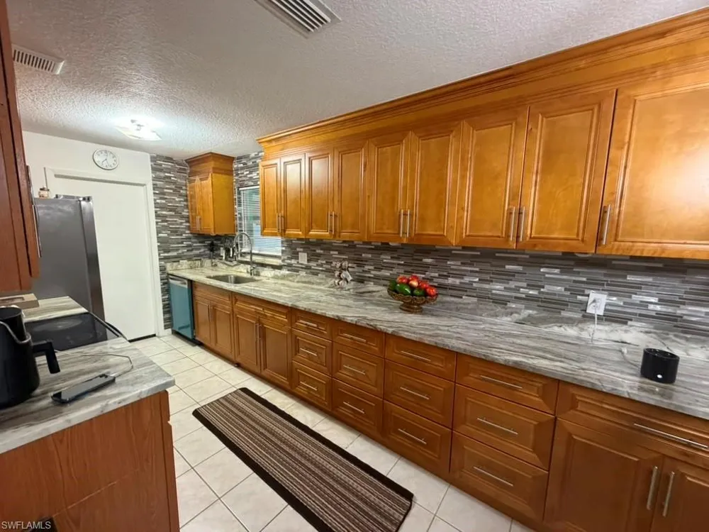 40 NE 10th Avenue Cape Coral, FL 33909