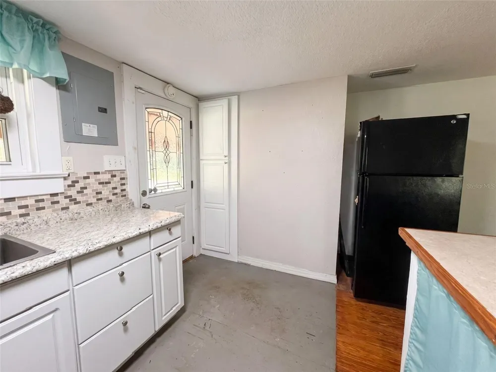 129 S SPARROW POINT Inverness, FL 34450