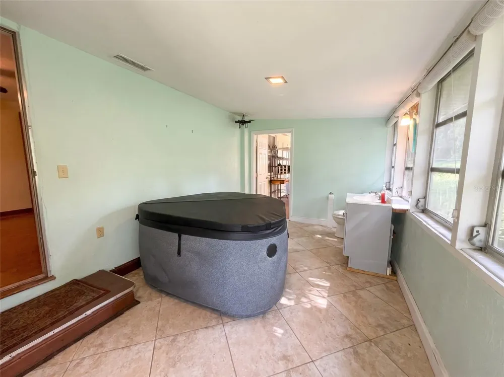 129 S SPARROW POINT Inverness, FL 34450
