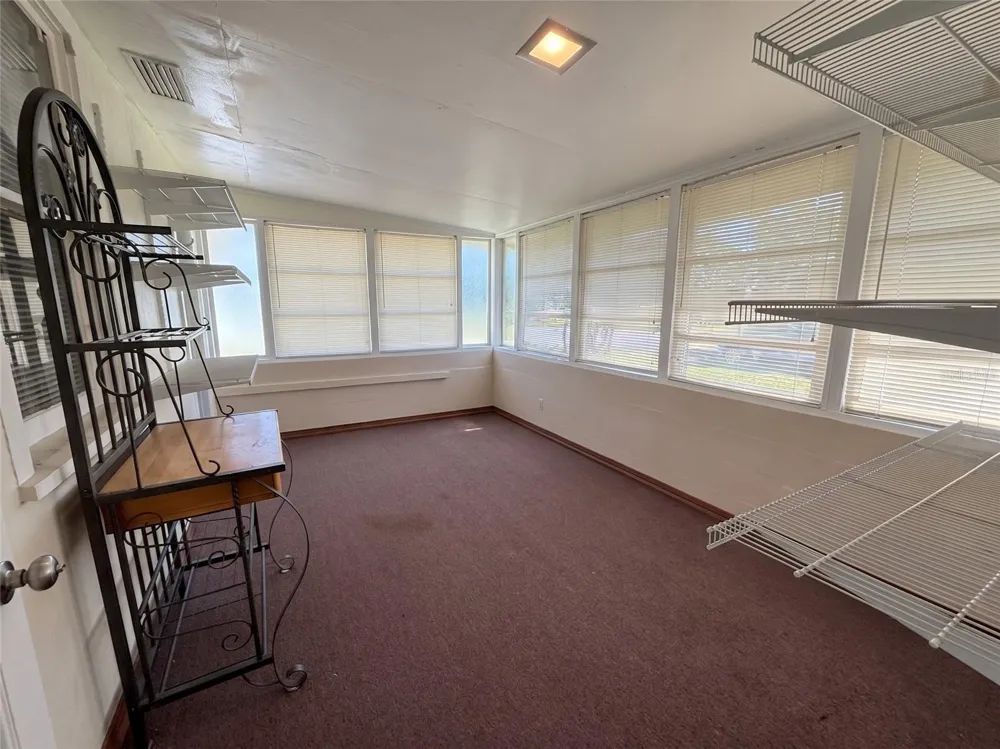 129 S SPARROW POINT Inverness, FL 34450