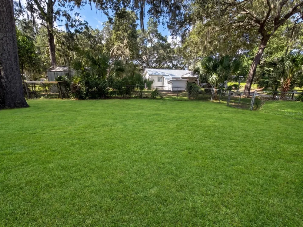 129 S SPARROW POINT Inverness, FL 34450