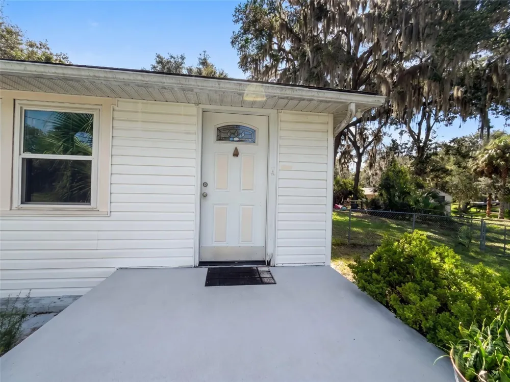 129 S SPARROW POINT Inverness, FL 34450