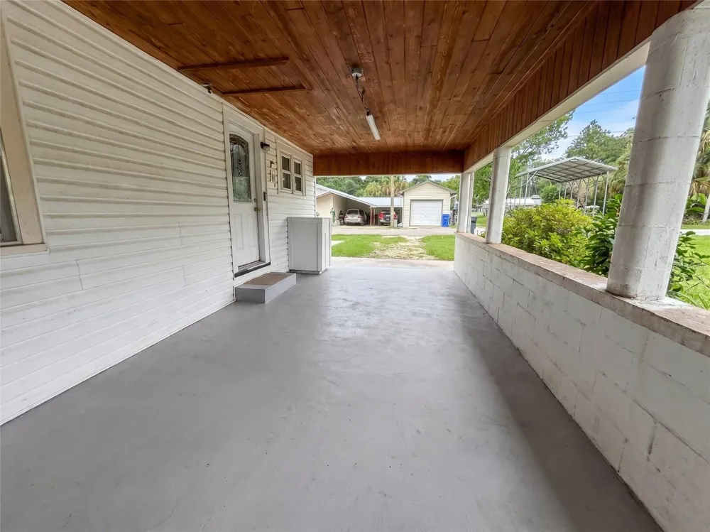 129 S SPARROW POINT Inverness, FL 34450
