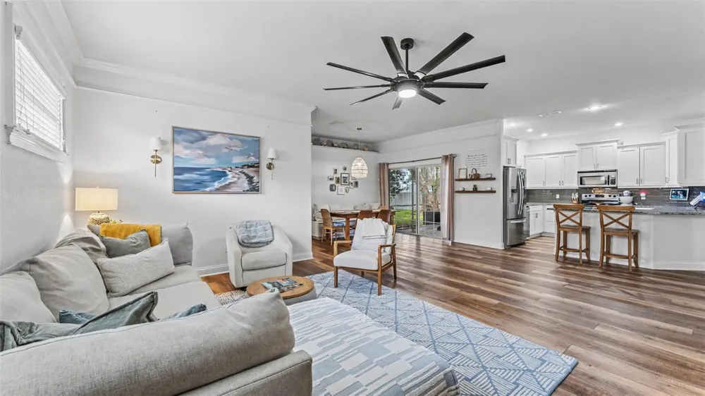 116 BENTLEY OAKS BOULEVARD Auburndale, FL 33823