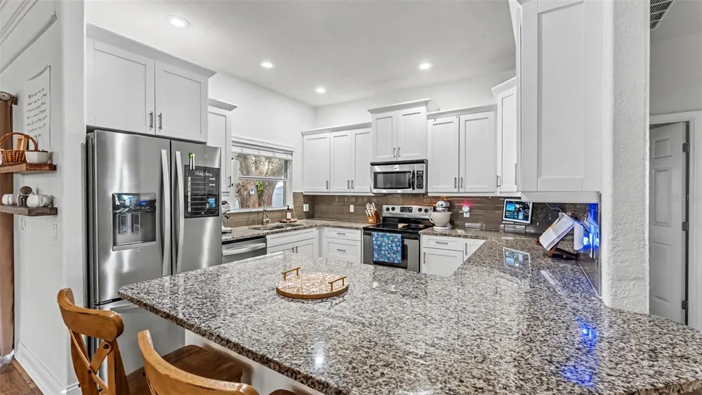 116 BENTLEY OAKS BOULEVARD Auburndale, FL 33823