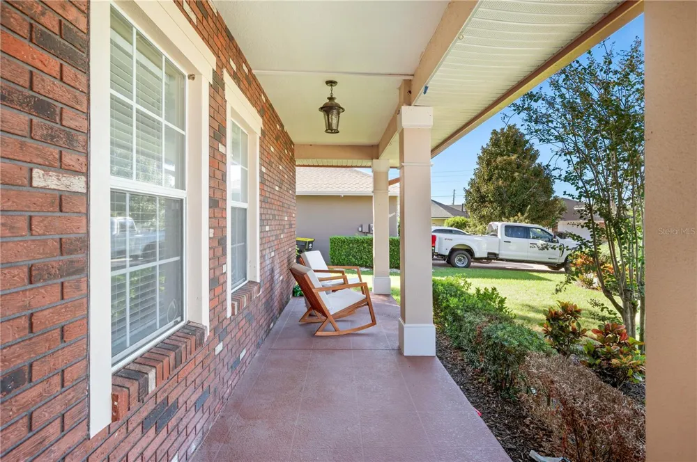 116 BENTLEY OAKS BOULEVARD Auburndale, FL 33823