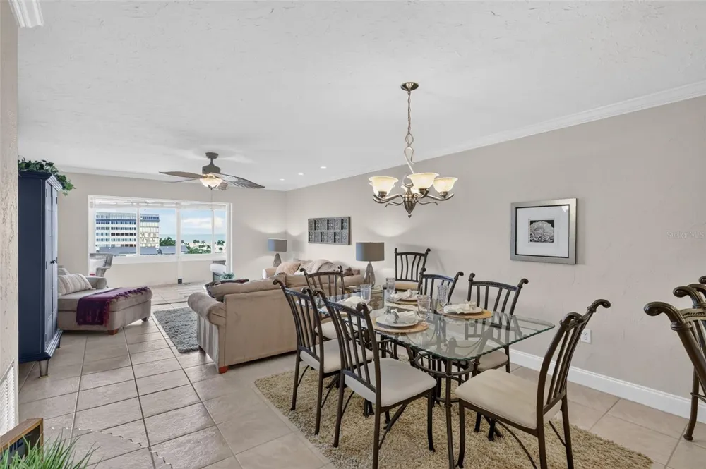 1200 E PEPPERTREE LANE #505 Sarasota, FL 34242