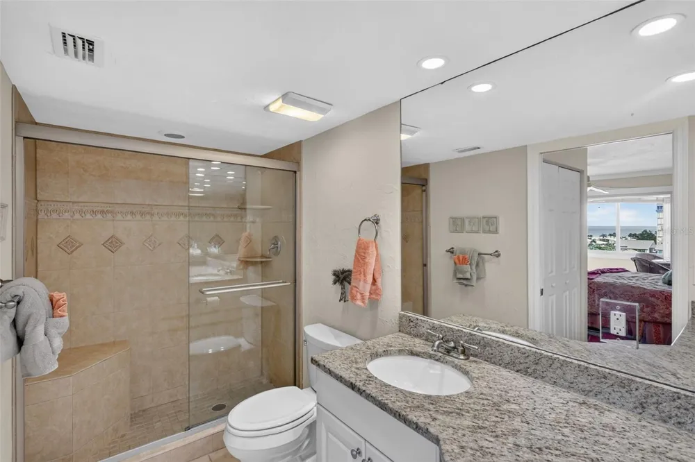 1200 E PEPPERTREE LANE #505 Sarasota, FL 34242