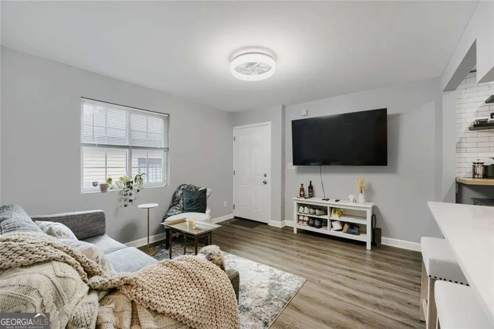 210 Sampson ST Atlanta, GA 30312