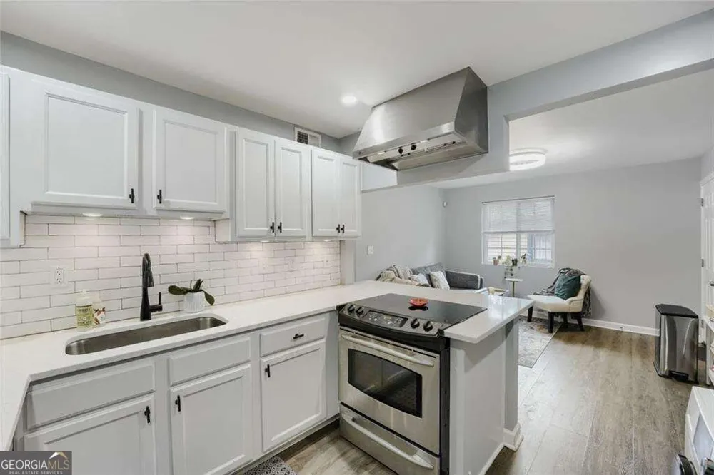 210 Sampson ST Atlanta, GA 30312