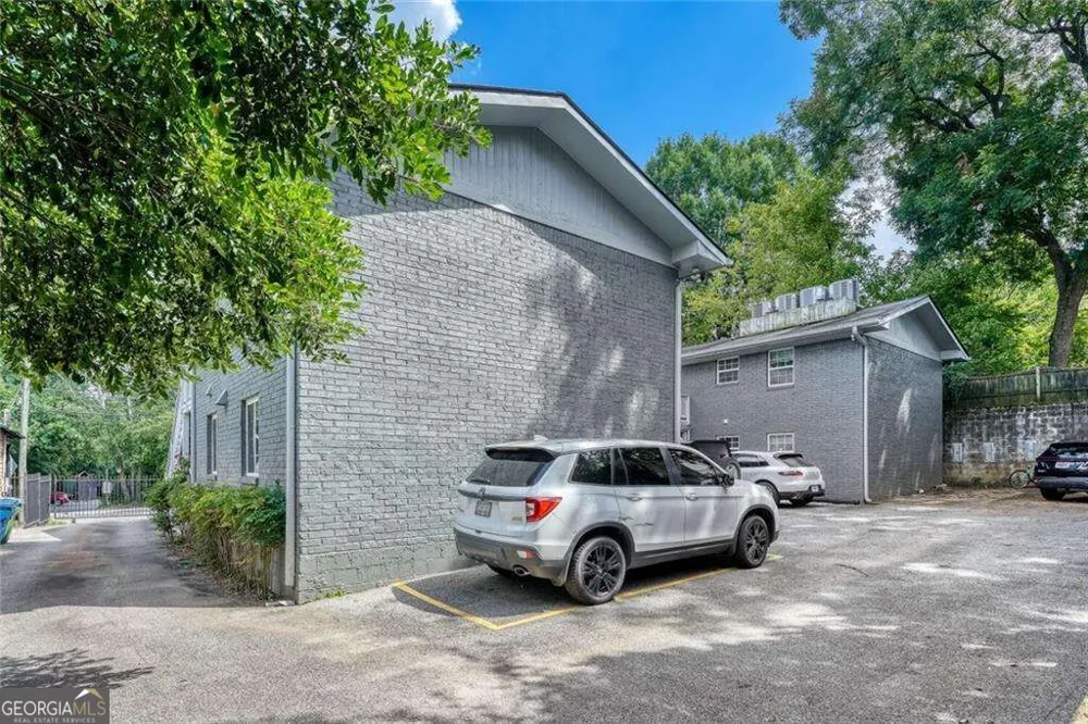 210 Sampson ST Atlanta, GA 30312