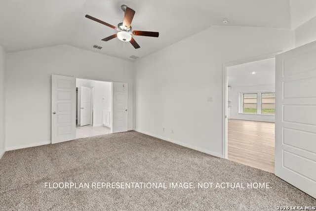 100 Cheyenne Drive Floresville, TX 78114