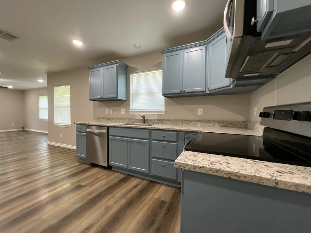 608 Cedar Street Malakoff, TX 75148