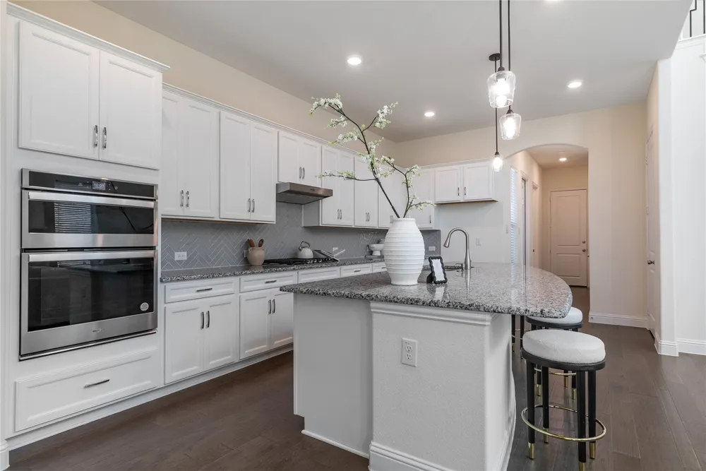 12778 Friar Street Farmers Branch, TX 75234