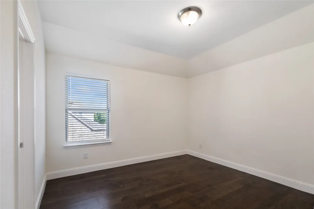 12778 Friar Street Farmers Branch, TX 75234