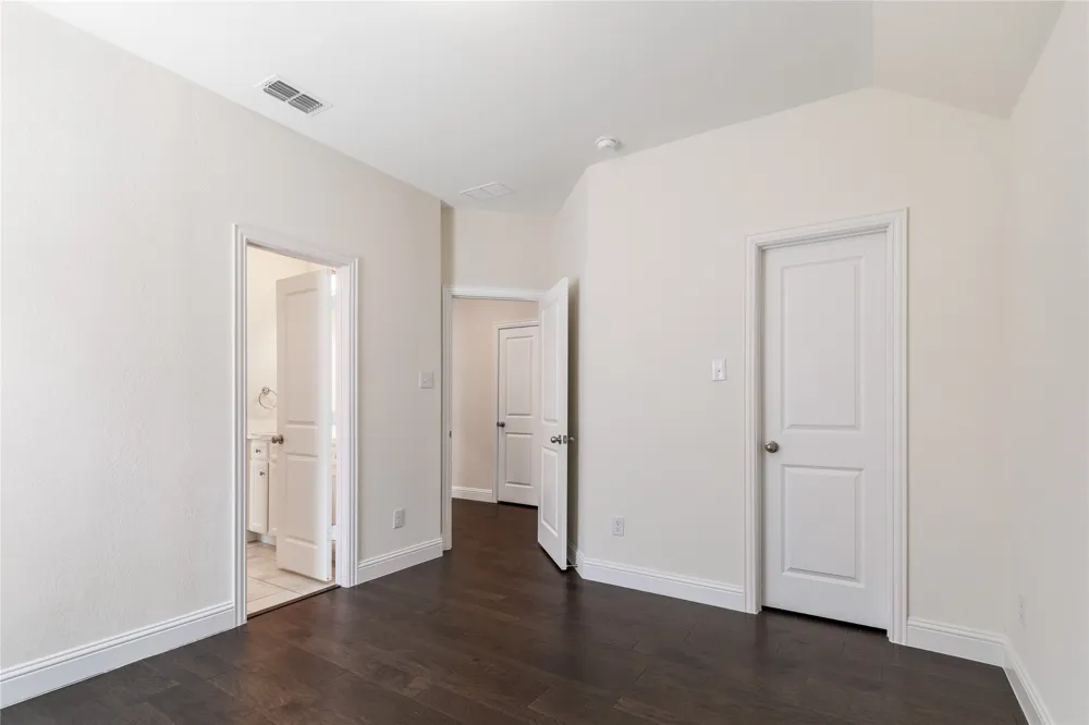 12778 Friar Street Farmers Branch, TX 75234