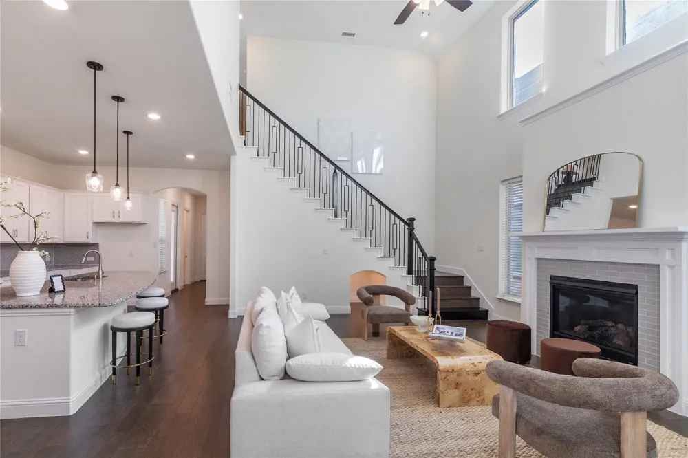 12778 Friar Street Farmers Branch, TX 75234