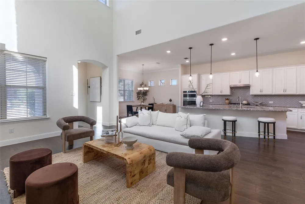 12778 Friar Street Farmers Branch, TX 75234
