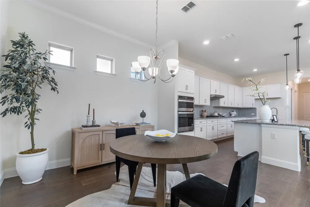12778 Friar Street Farmers Branch, TX 75234