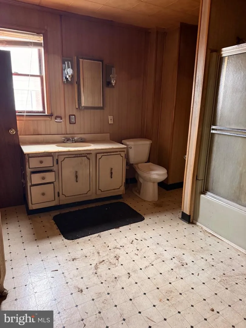 20 FRONT STREET Minersville, PA 17954