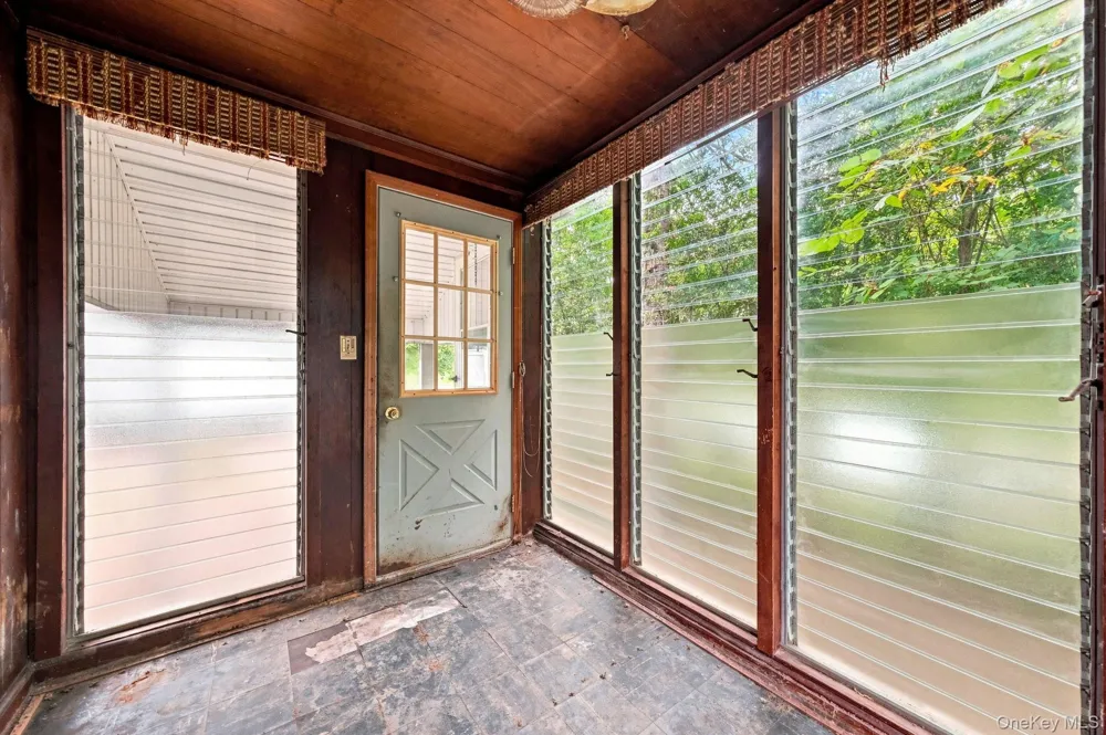 395 Route 17K Bloomingburg, NY 12721