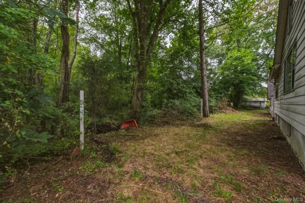 395 Route 17K Bloomingburg, NY 12721
