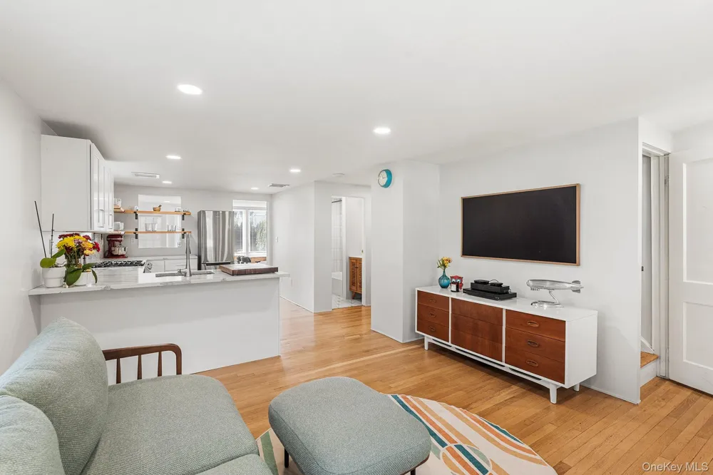 5 W Maple Avenue Suffern, NY 10901