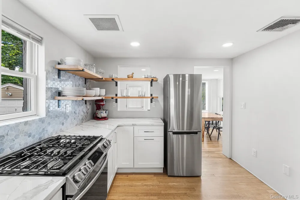 5 W Maple Avenue Suffern, NY 10901