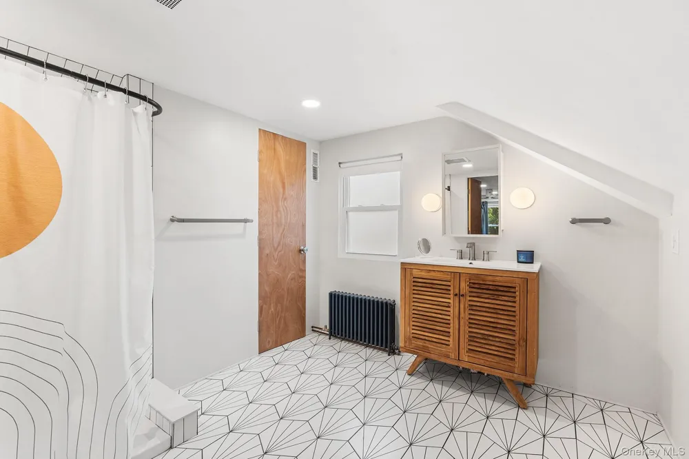 5 W Maple Avenue Suffern, NY 10901