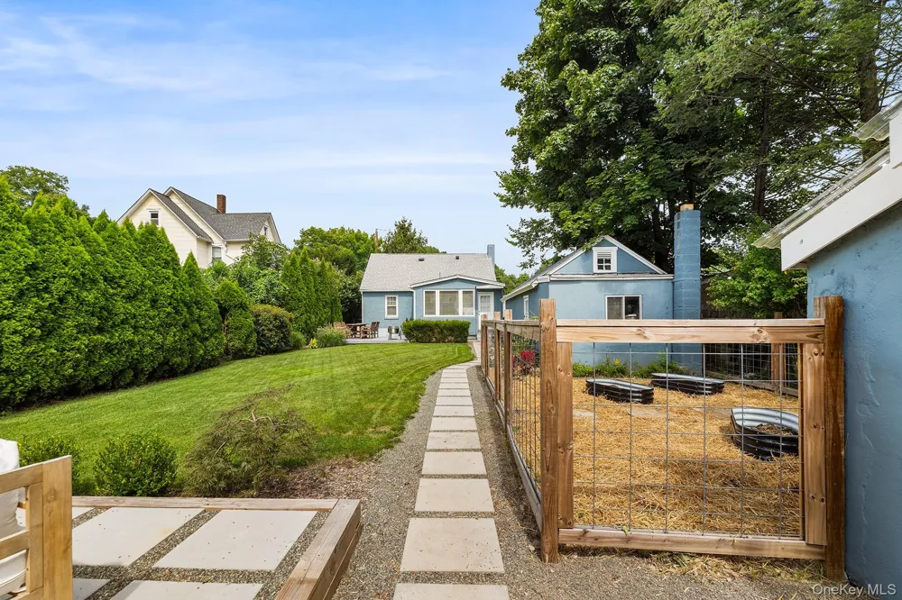 5 W Maple Avenue Suffern, NY 10901