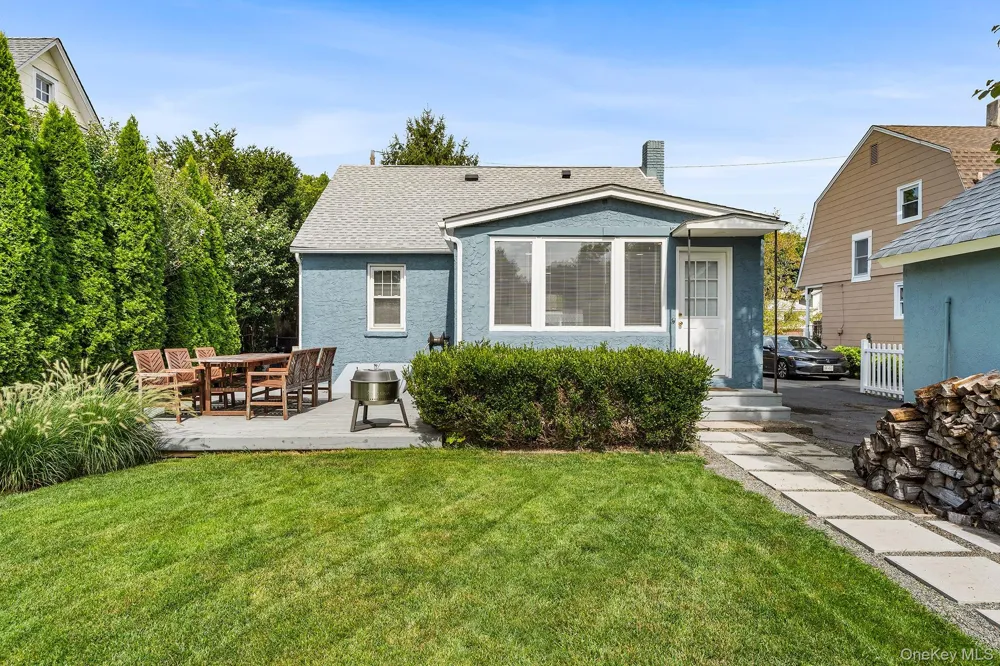 5 W Maple Avenue Suffern, NY 10901