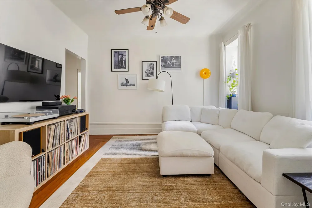 509 W 122nd Street #3 New York (Manhattan), NY 10027