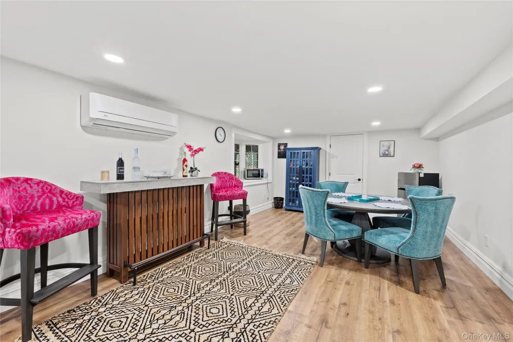 5 Buena Vista Road Port Jefferson, NY 11777
