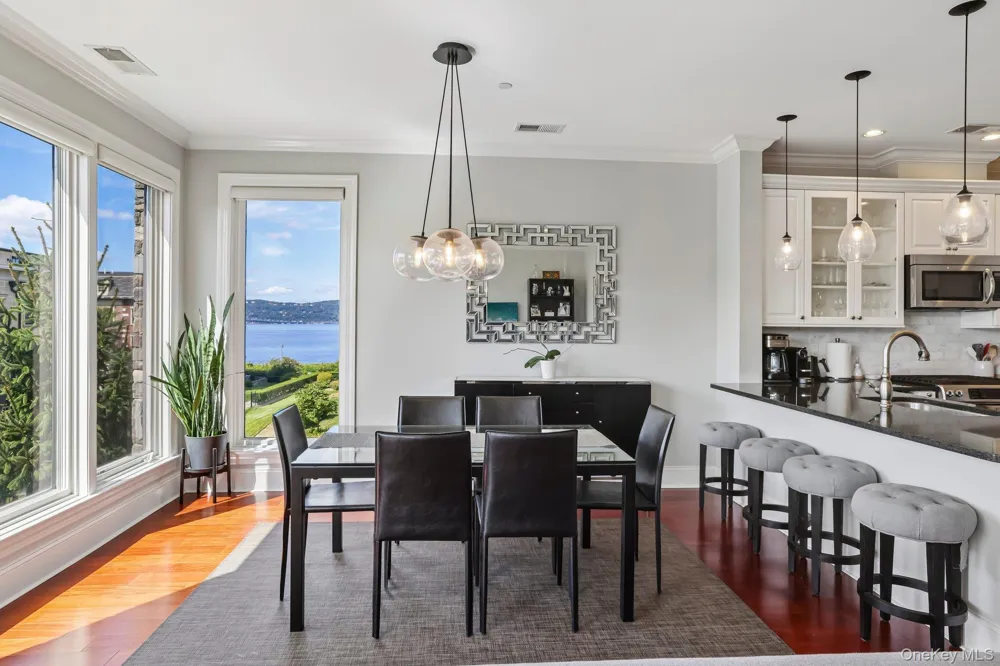 16 Rivers Edge Drive #310 Tarrytown, NY 10591