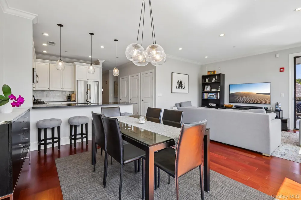16 Rivers Edge Drive #310 Tarrytown, NY 10591
