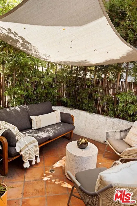 2134 Oak Street #1 Santa Monica, CA 90405