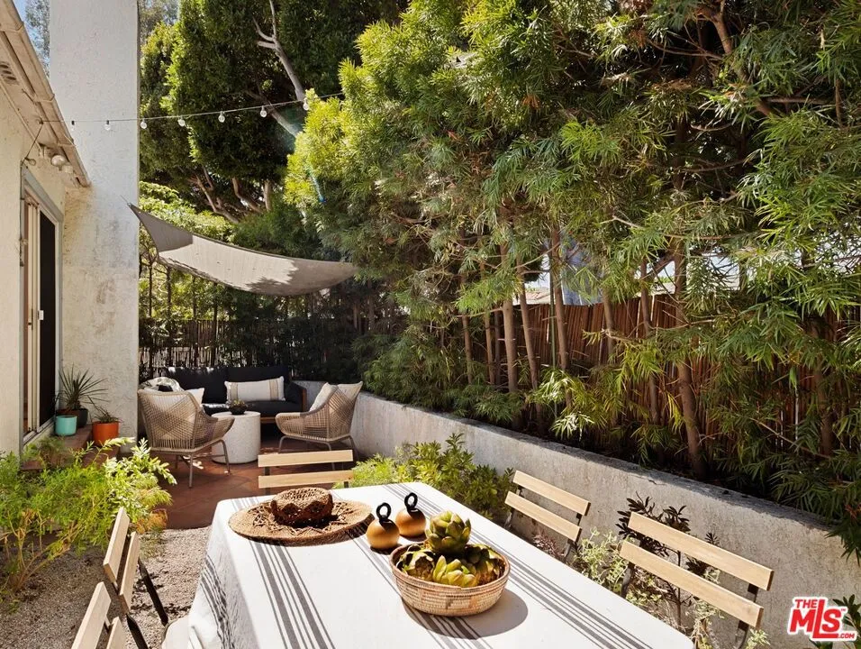 2134 Oak Street #1 Santa Monica, CA 90405