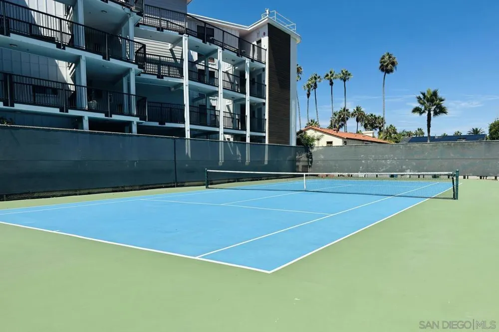 2130 Vallecitos #246 La Jolla, CA 92037