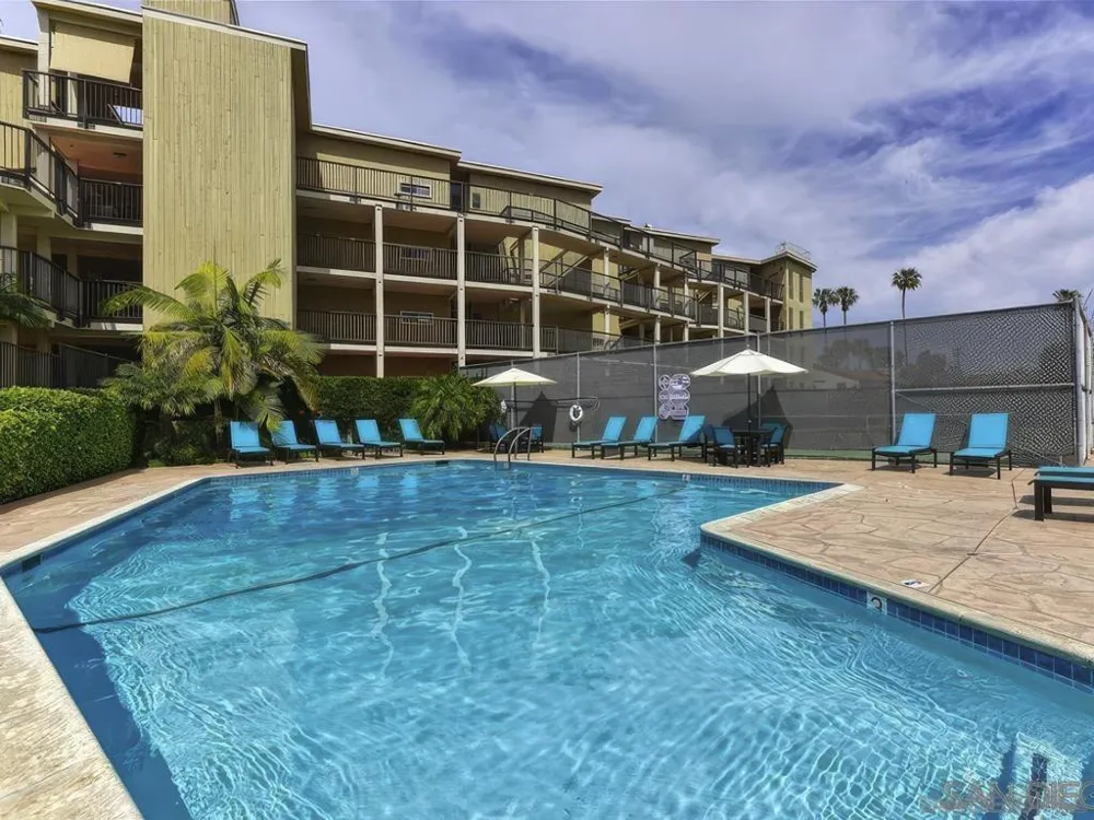 2130 Vallecitos #246 La Jolla, CA 92037