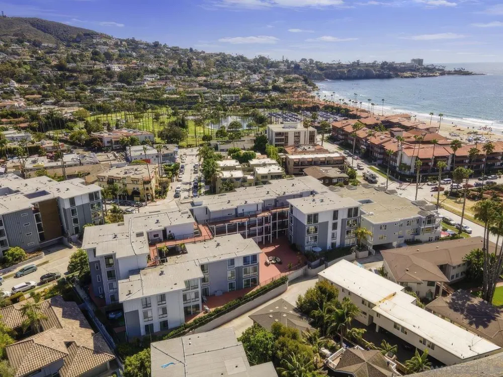 2130 Vallecitos #246 La Jolla, CA 92037
