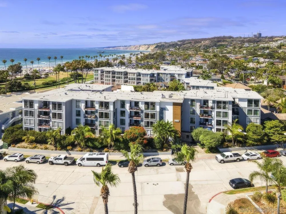 2130 Vallecitos #246 La Jolla, CA 92037