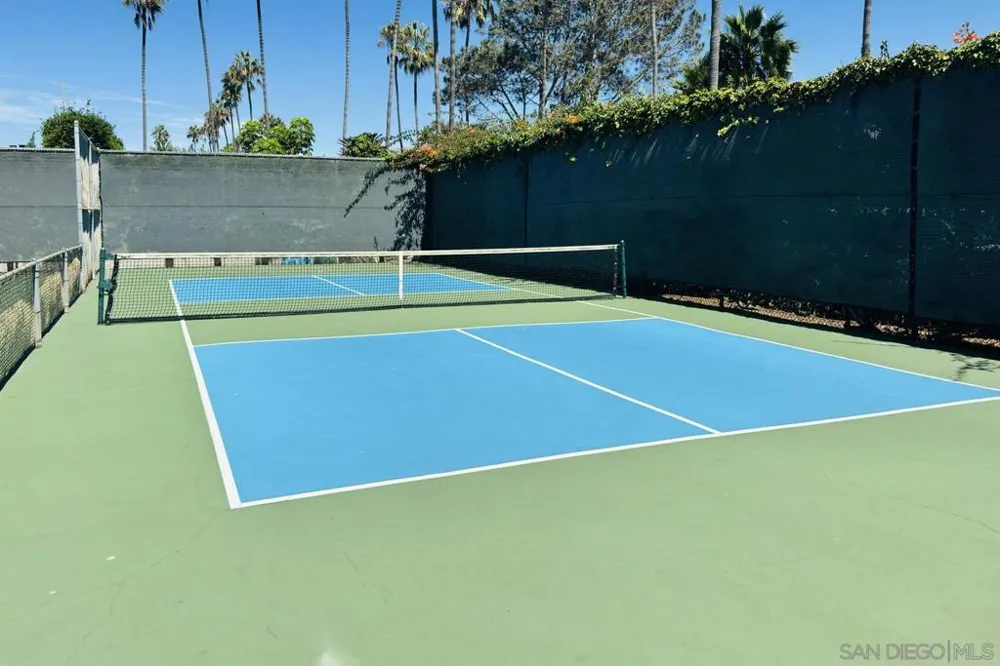 2130 Vallecitos #246 La Jolla, CA 92037